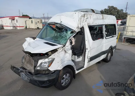 2014 Mercedes-Benz Sprinter 2500 Normal Roof from USA, damaged, VIN WDZPE7CCXE5886059